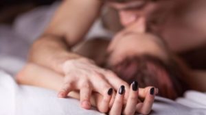 Dirty talk? New survey reveals exactly want we like to hear in bed
