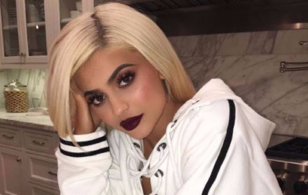 Kylie Jenner is making a vlog about lip fillers, because we need details